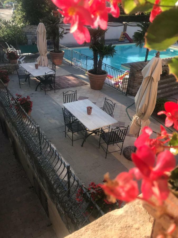 Вилла Residenza Le Querce Trilocale Fossato di Vico Экстерьер фото